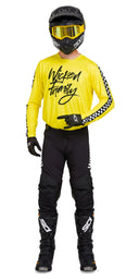 Checker yellow
