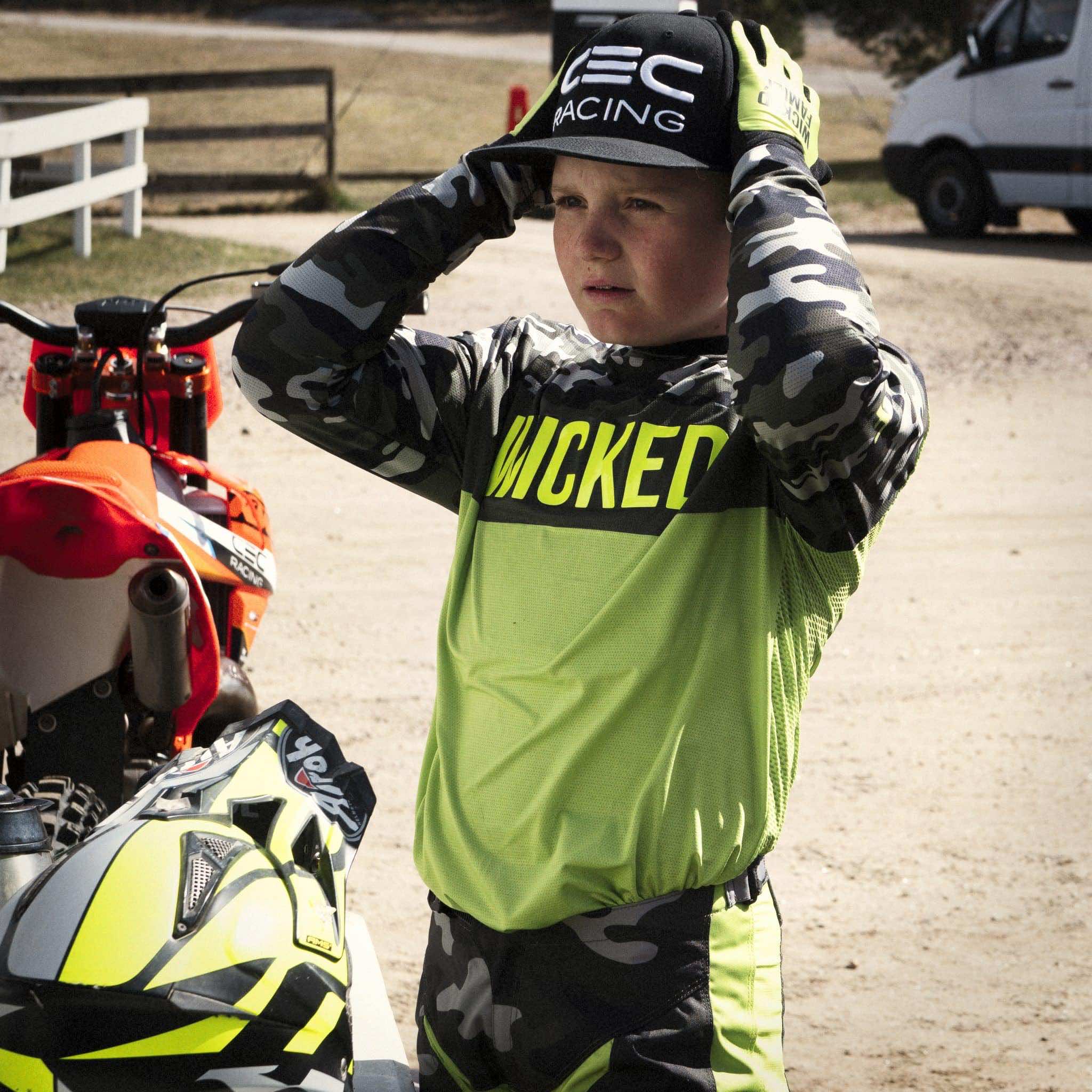 Dirtbike Jerseys & Motocross Jerseys - Wicked Family - MX Gear